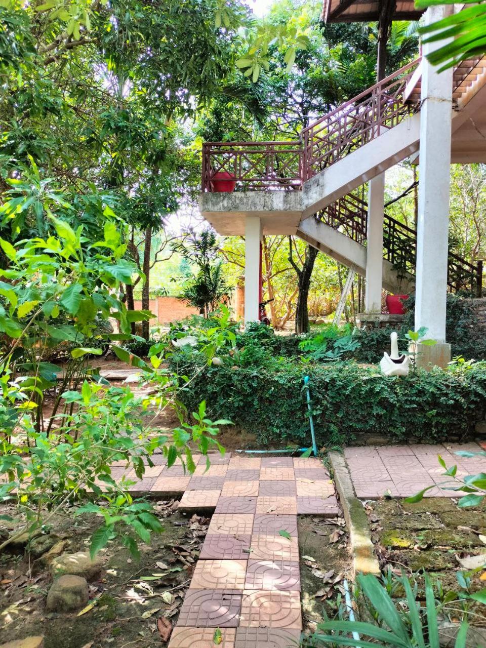 Ferienwohnung Jungle House Kep Exterior foto